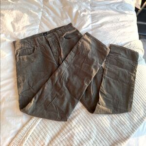 GAP Vintage Corduroy pants in sap green color